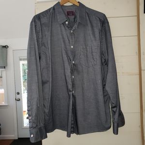Mens XXL blue chambray button-up UNTUCKit